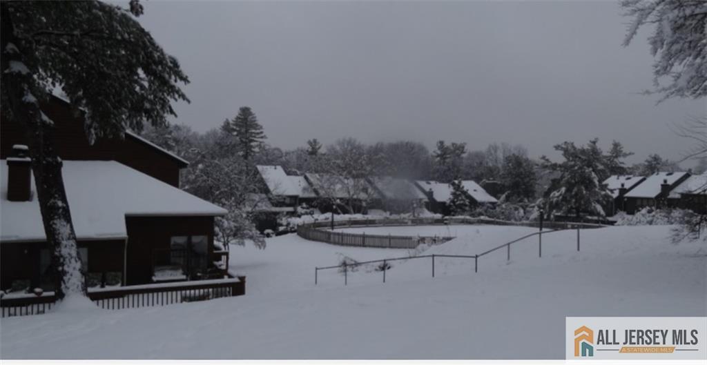 37 Giggleswick Way, Unit 37 Edison, NJ 08820 - Photo 5 of 7