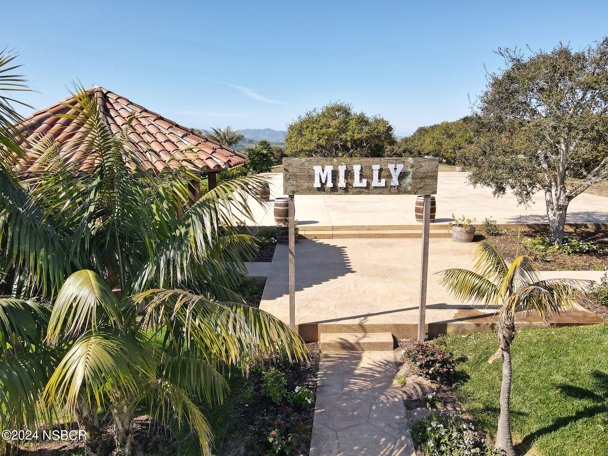 2191 Tularosa Road Lompoc, CA 93436 - Photo 27 of 67 a view of a swimming pool with a yard