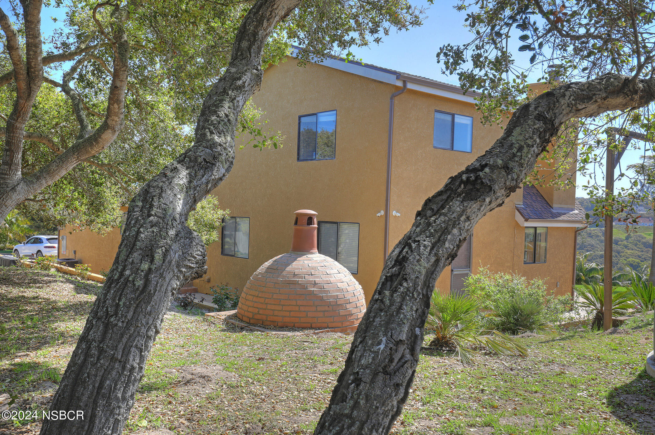 2191 Tularosa Road Lompoc, CA 93436 - Photo 9 of 67 a front view of a house with garden