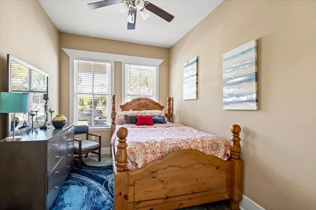 $2,400 | 2823 Avenue Q, Unit A, Galveston, TX 77550