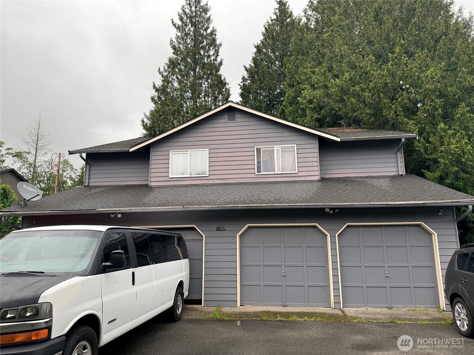 11707 Center Road Everett, WA 98204 - Photo 2 of 4