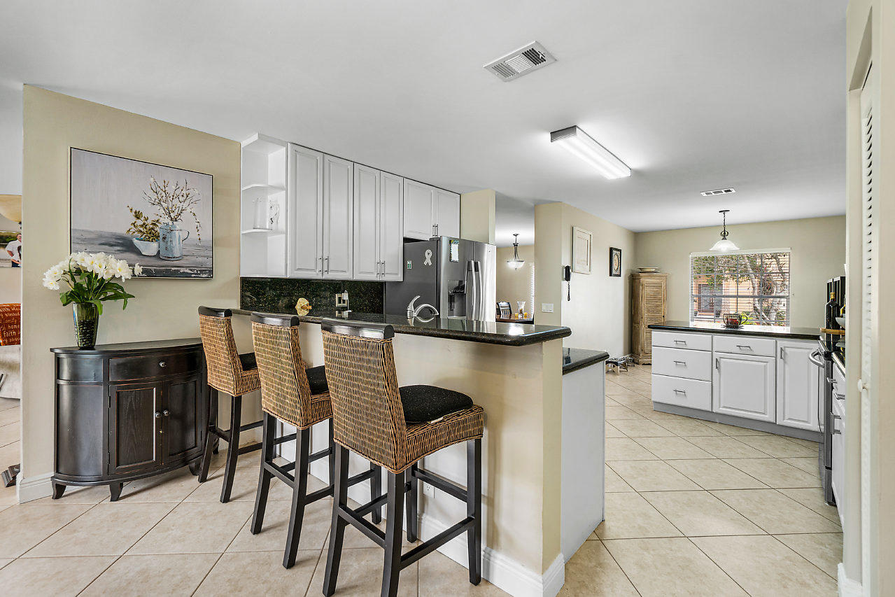 10610 Wheelhouse Circle Boca Raton, FL 33428 - Photo 12 of 58 010-10610WheelhouseCir-BocaRaton-FL-smal