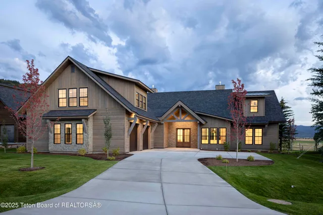 $2,350,000 | 6477 Trumpet Swan Circle, Victor, ID 83455