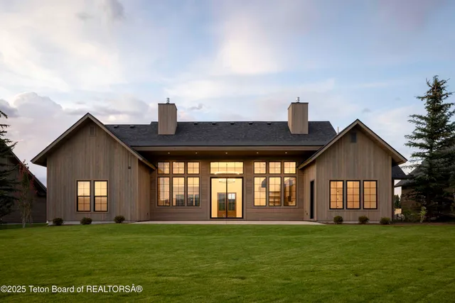 $2,350,000 | 6477 Trumpet Swan Circle, Victor, ID 83455