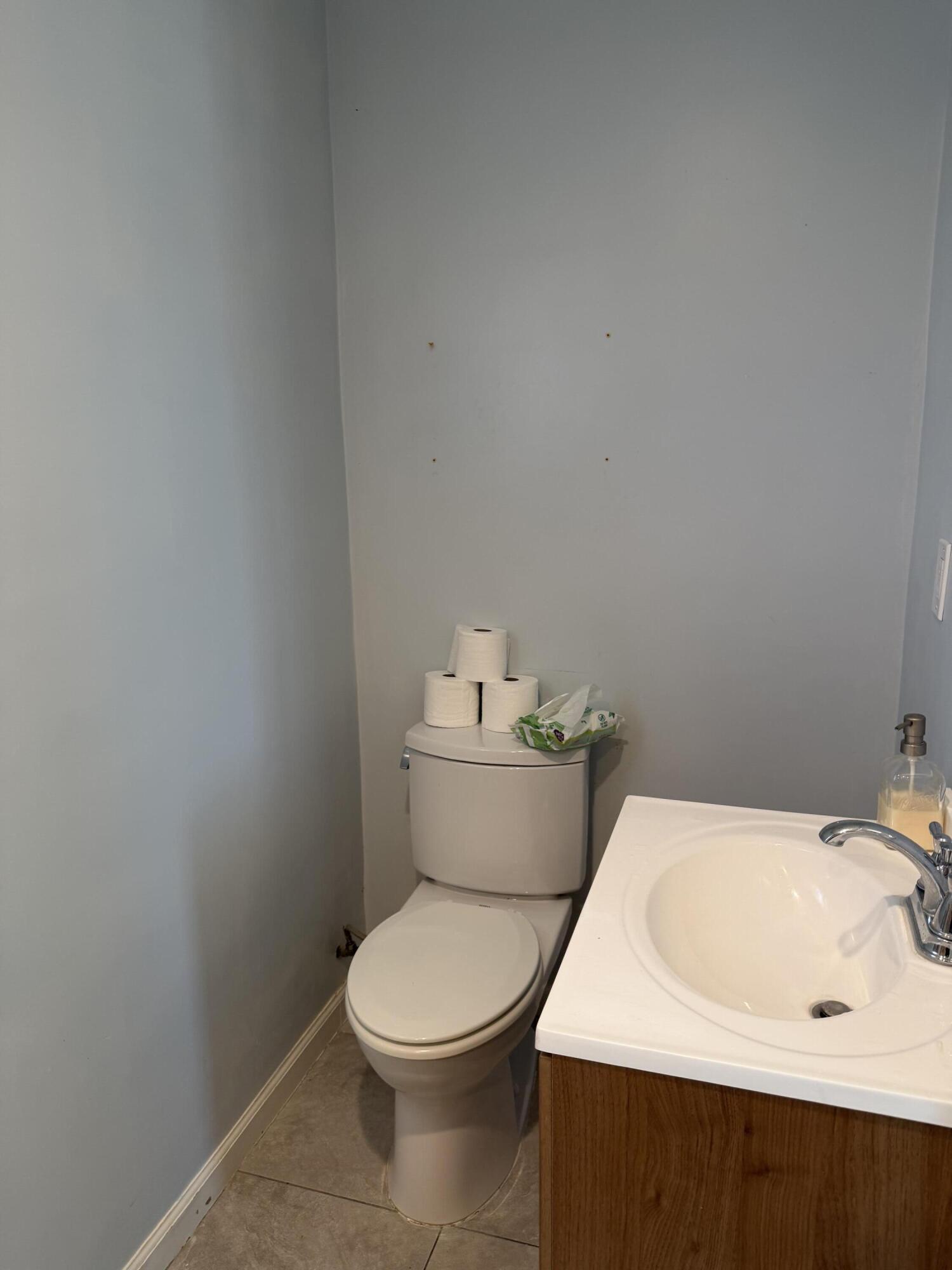 50988 Canyon Road Morongo Valley, CA 92256 - Photo 45 of 68 a bathroom with a sink and a toilet