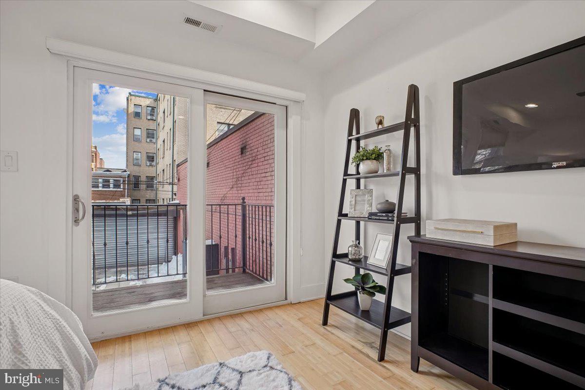 1215 11th Street Northwest, Unit 1 Washington, DC 20001 - Photo 11 of 22 Primary Bedroom