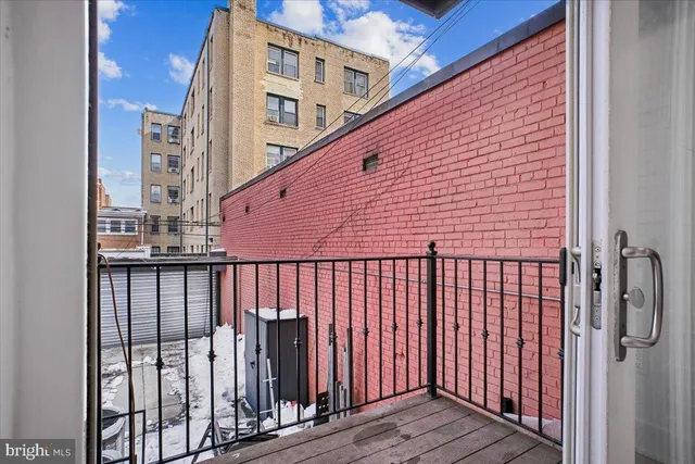 $499,000 | 1215 11th Street Northwest, Unit 1, Washington, DC 20001