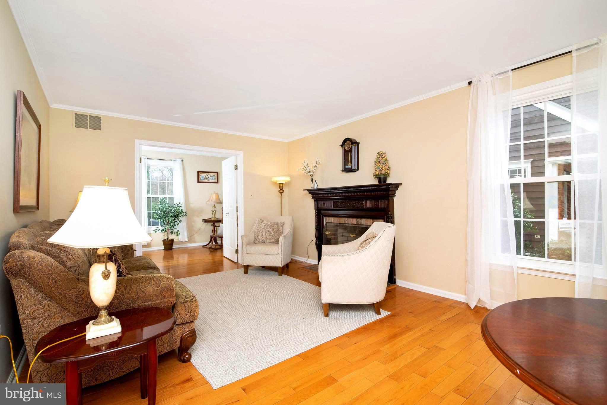 20 Colonial Ridge Drive Haddonfield, NJ 08033 - Photo 15 of 56 Living Room