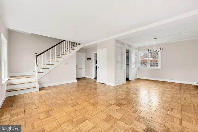 $489,000 | 1455 Martha Custis Drive, Alexandria, VA 22302