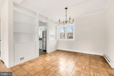 $489,000 | 1455 Martha Custis Drive, Alexandria, VA 22302