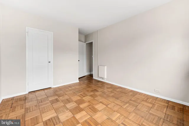 $489,000 | 1455 Martha Custis Drive, Alexandria, VA 22302