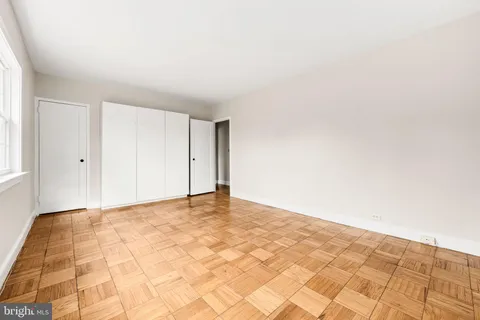 $489,000 | 1455 Martha Custis Drive, Alexandria, VA 22302