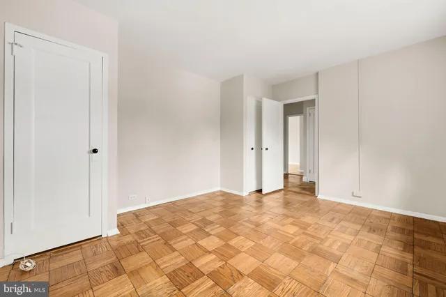 $489,000 | 1455 Martha Custis Drive, Alexandria, VA 22302