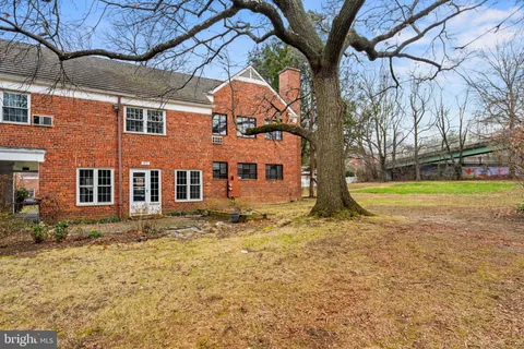 $489,000 | 1455 Martha Custis Drive, Alexandria, VA 22302