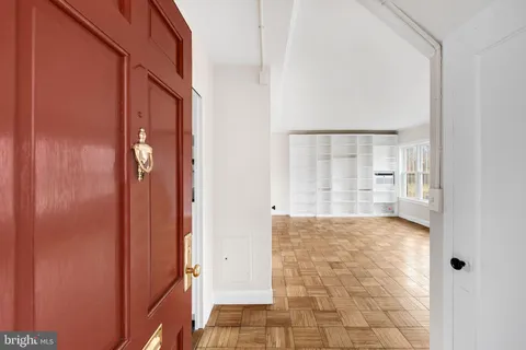 $489,000 | 1455 Martha Custis Drive, Alexandria, VA 22302