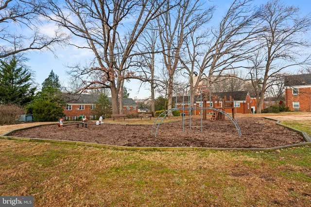 $489,000 | 1455 Martha Custis Drive, Alexandria, VA 22302