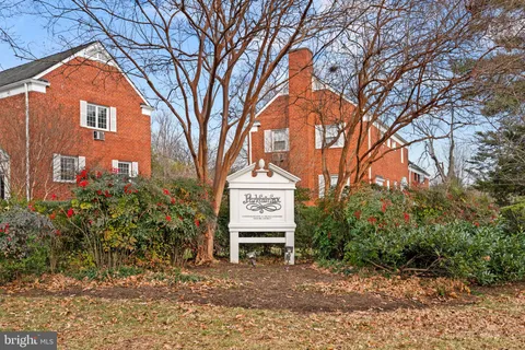 $489,000 | 1455 Martha Custis Drive, Alexandria, VA 22302