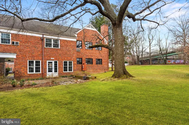 $489,000 | 1455 Martha Custis Drive, Alexandria, VA 22302