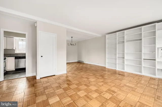 $489,000 | 1455 Martha Custis Drive, Alexandria, VA 22302