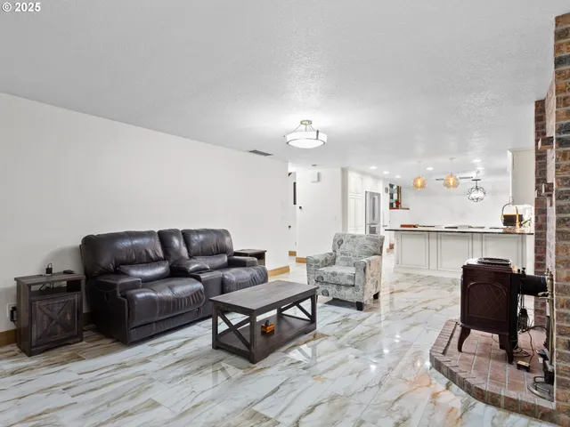 $715,000 | 2319 Northeast 152nd Circle, Vancouver, WA 98686