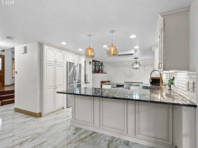 $715,000 | 2319 Northeast 152nd Circle, Vancouver, WA 98686