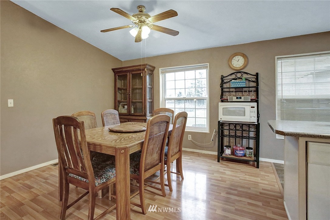 322 Robson Road Washougal, WA 98671 - Photo 6 of 25 Gallery Image 6