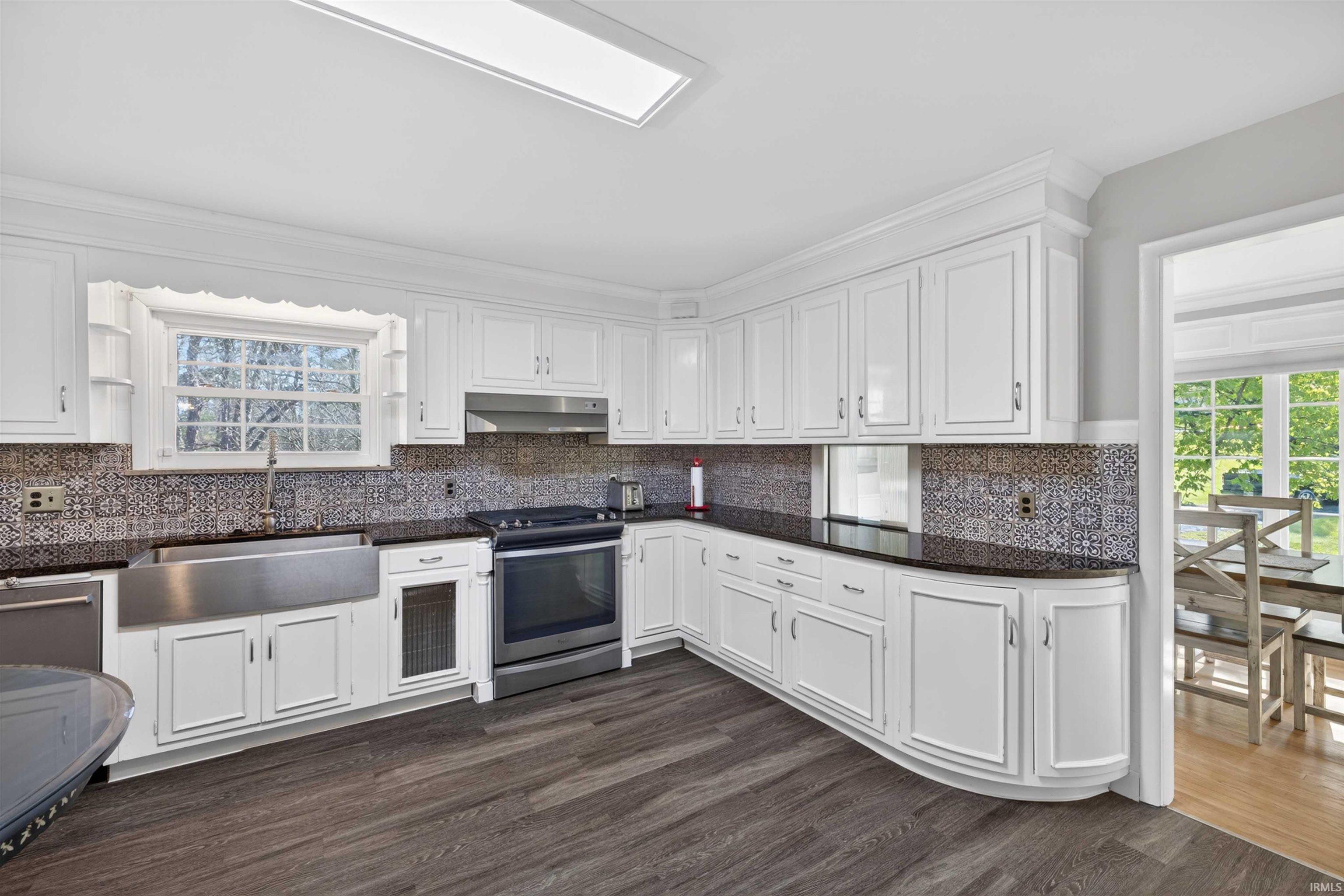 102 Heltonville Road West Bedford, IN 47421 - Photo 8 of 36