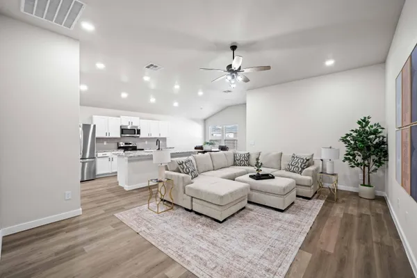 $1,995 | 2924 138th Place, Lubbock, TX 79423