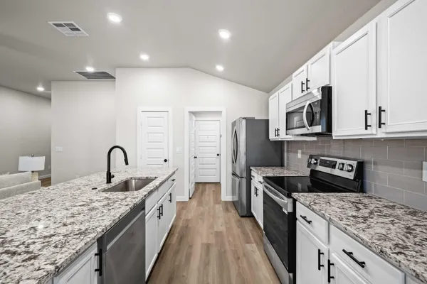 $1,995 | 2924 138th Place, Lubbock, TX 79423