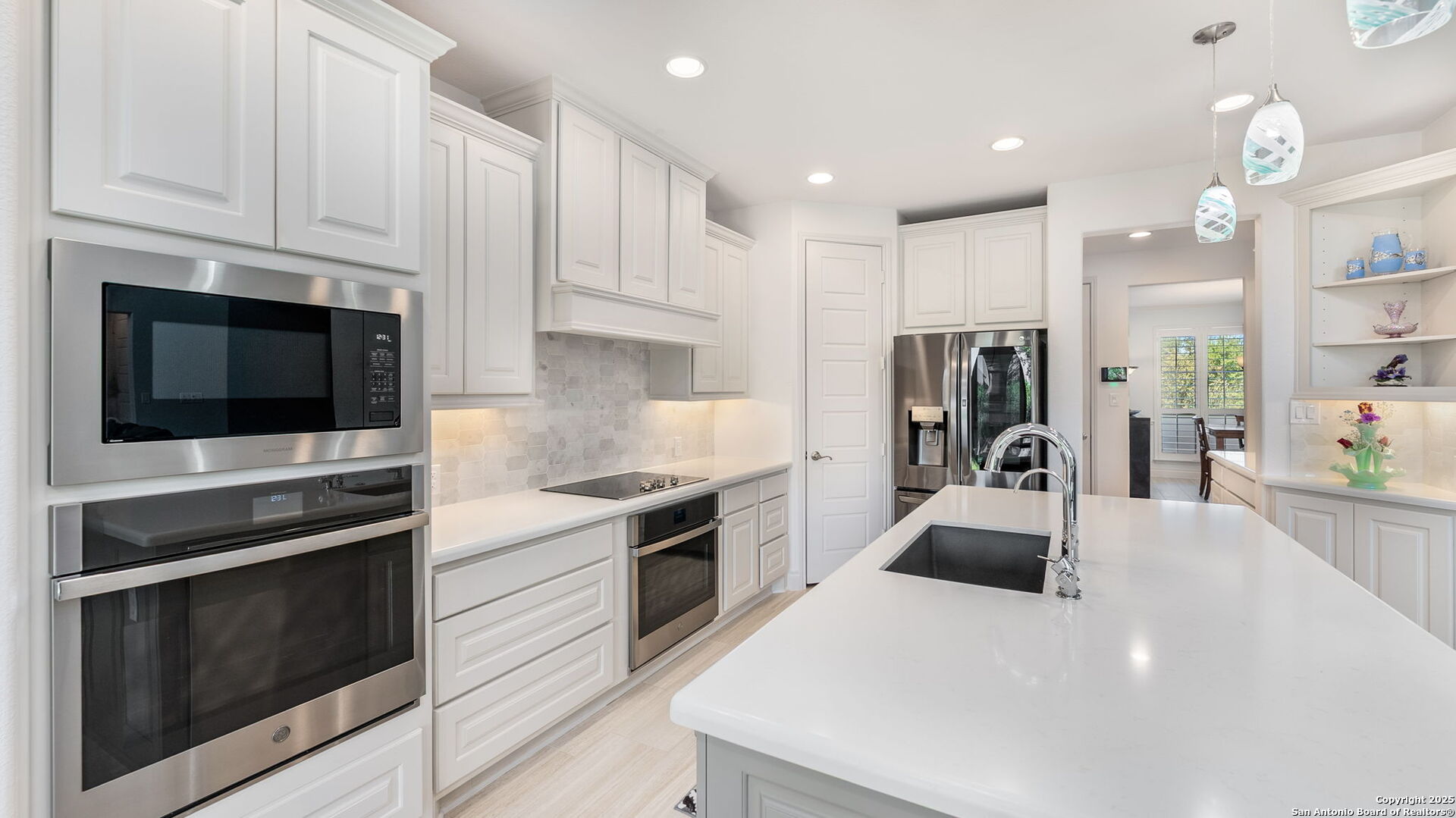 164 Catani Loop Georgetown, TX 78628 - Photo 11 of 34