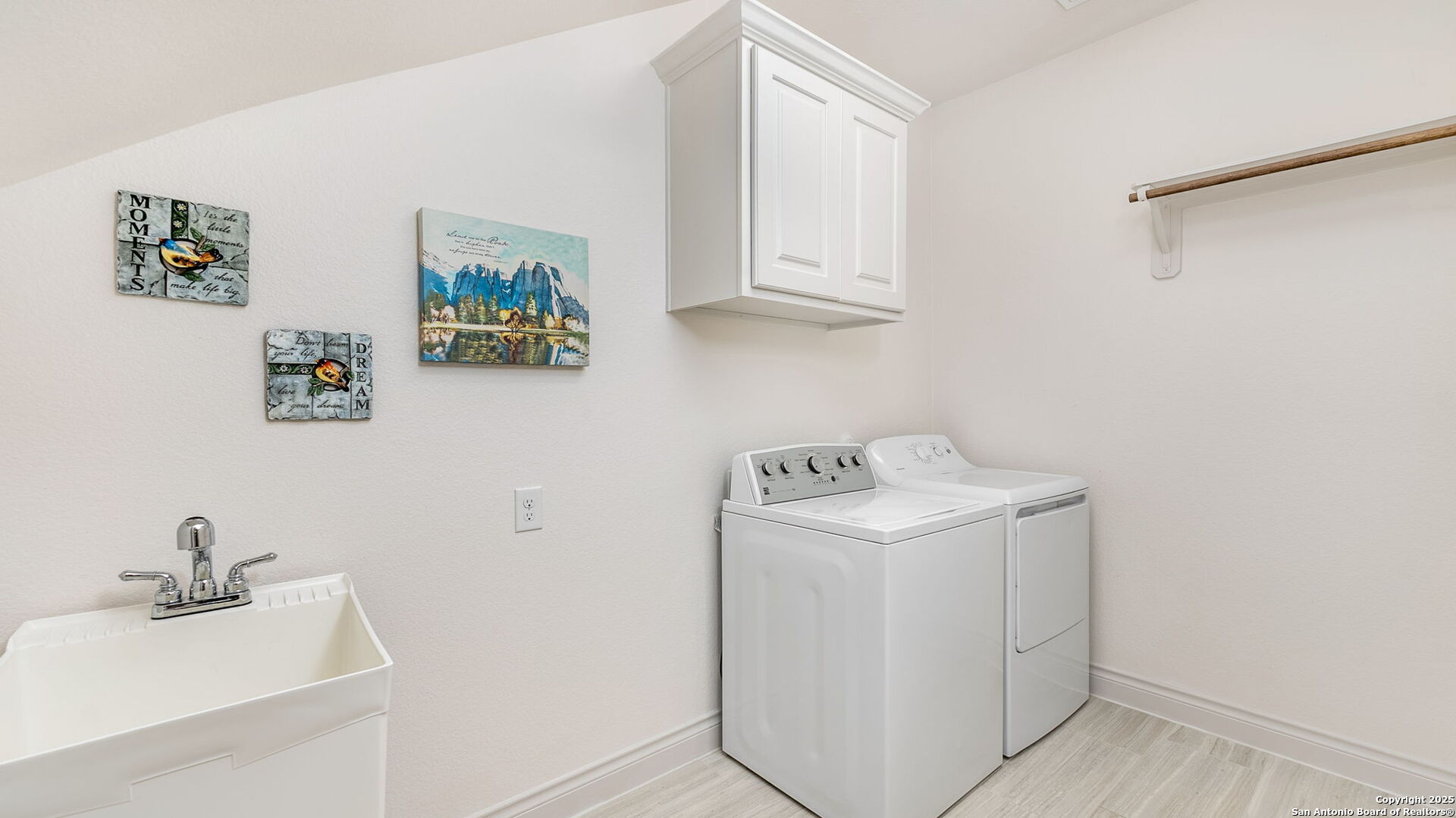 164 Catani Loop Georgetown, TX 78628 - Photo 18 of 34