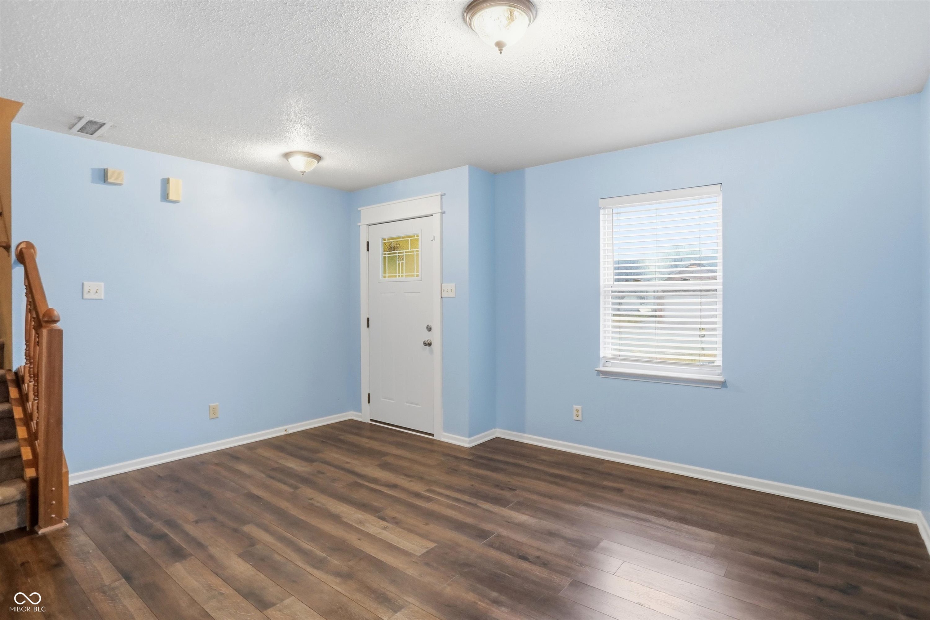 8922 Limberlost Court Indianapolis, IN 46113 - Photo 7 of 41