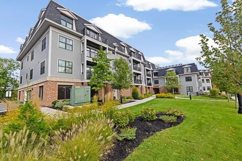 $799,000 | 131 Eliot Street, Unit 312, Milton, MA 02186