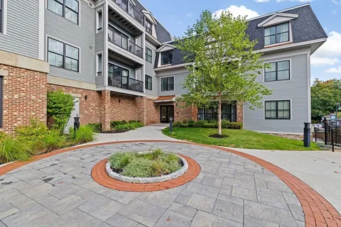 $799,000 | 131 Eliot Street, Unit 312, Milton, MA 02186