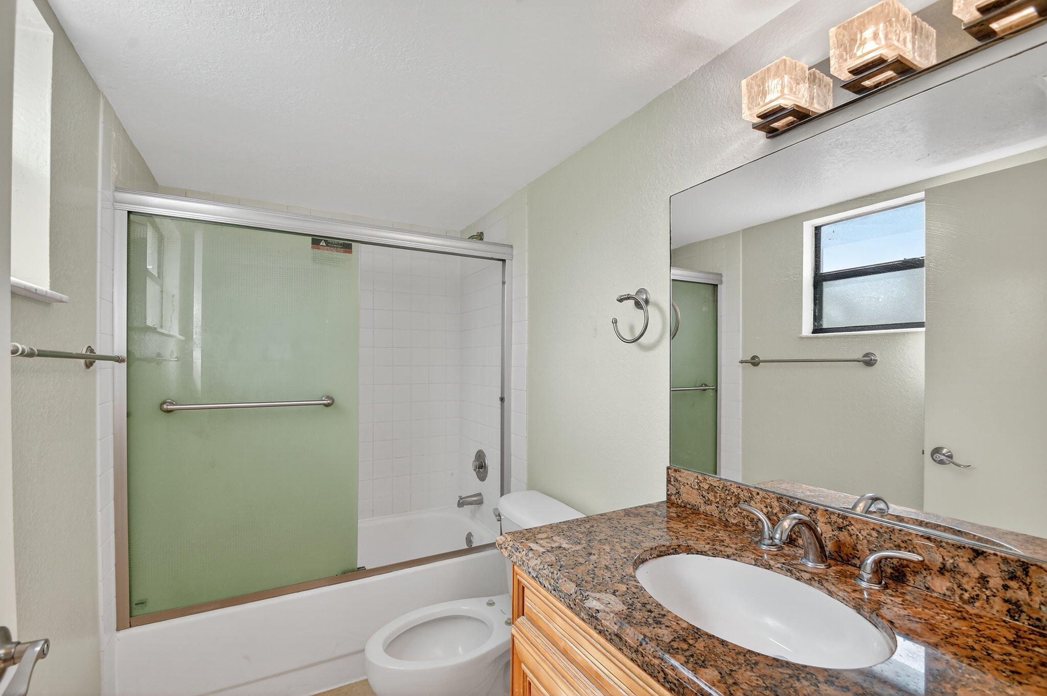 1400 Windorah Way, Unit G West Palm Beach, FL 33411 - Photo 19 of 41 bathroom main