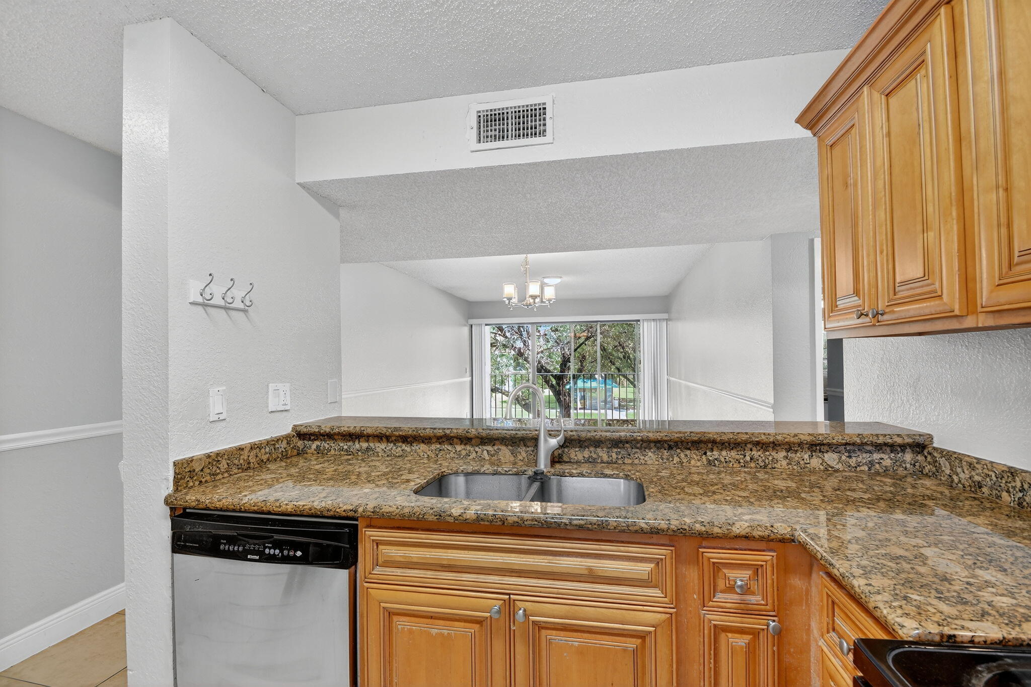 1400 Windorah Way, Unit G West Palm Beach, FL 33411 - Photo 7 of 41 kitchen 2