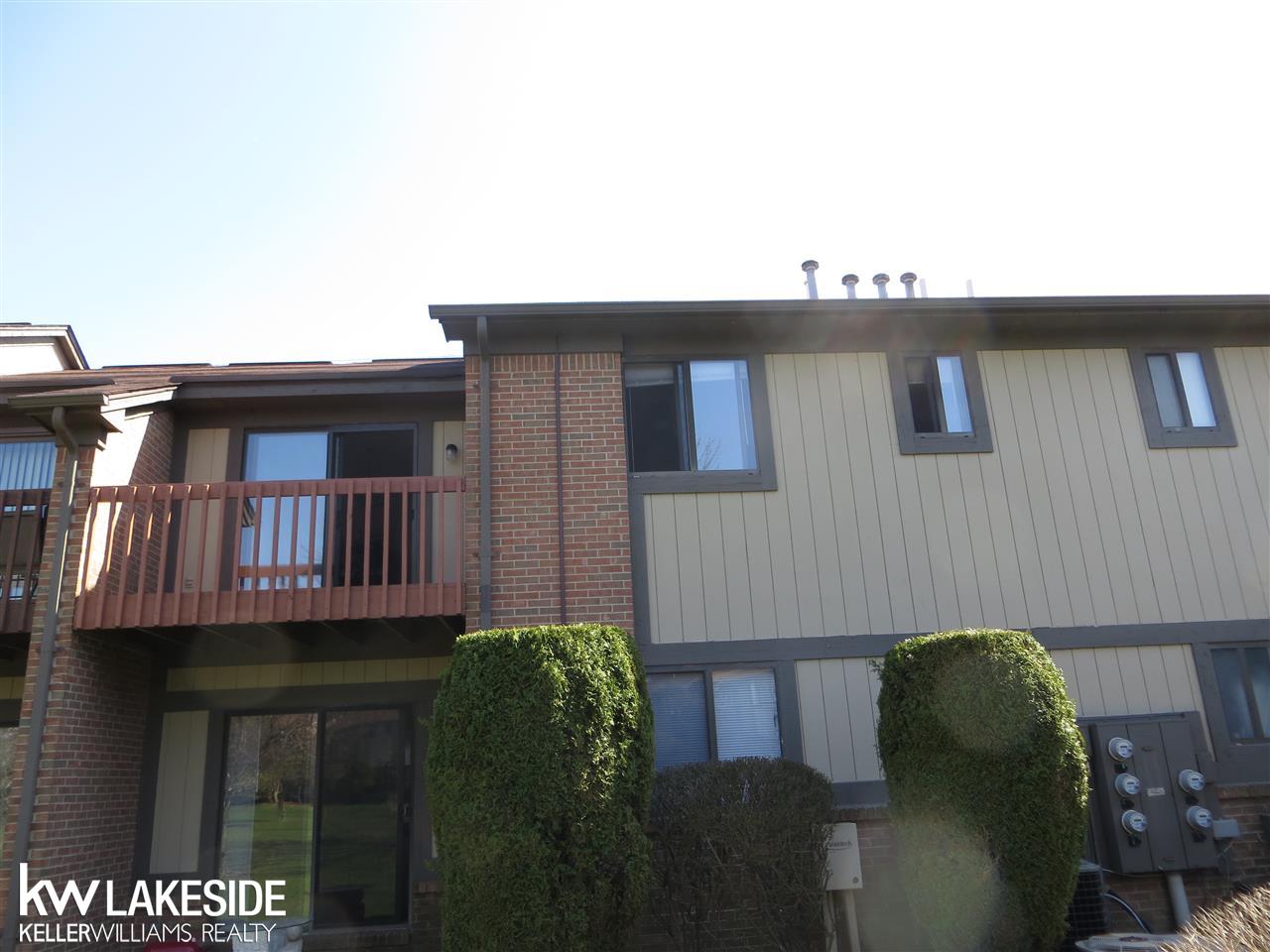 1572 Meadow Drive Rochester, MI 48307 - Photo 32 of 33 31346624-31.JPG