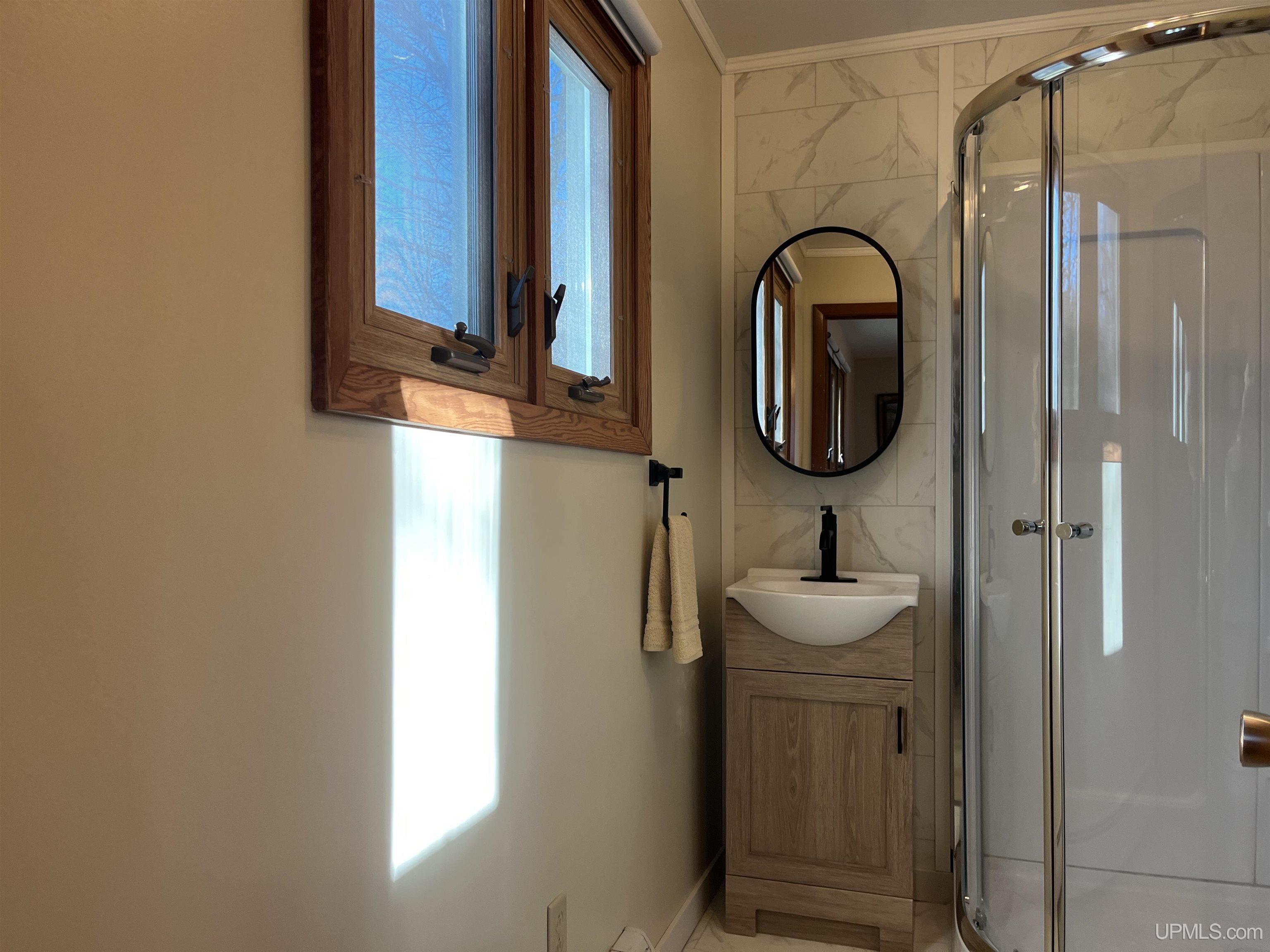 255 South Rose Street Ishpeming, MI 49849 - Photo 16 of 68