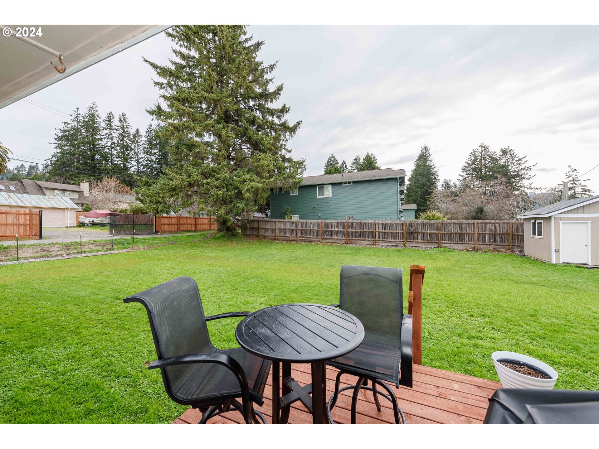 806 Pioneer Road Brookings, OR 97415 - Photo 32 of 42 Gallery Image 32