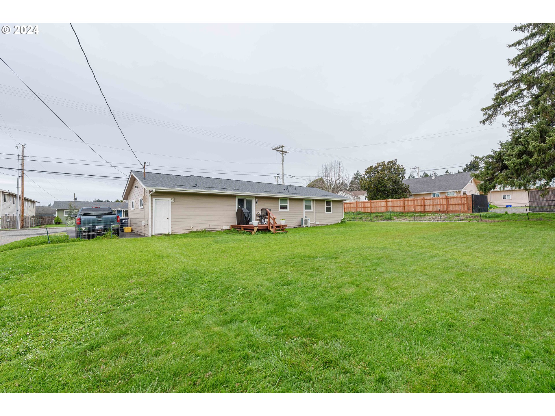 806 Pioneer Road Brookings, OR 97415 - Photo 34 of 42 Gallery Image 34