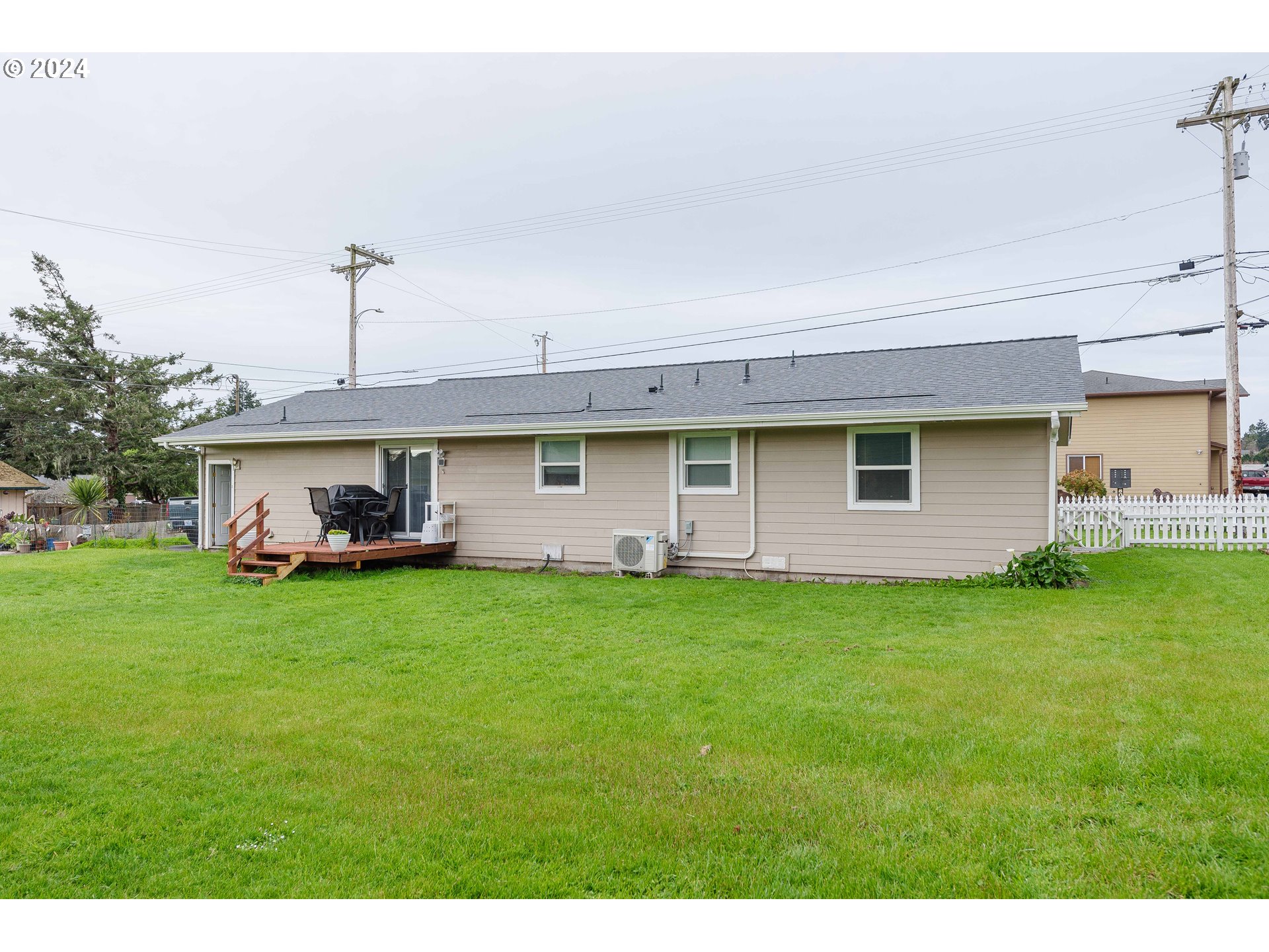 806 Pioneer Road Brookings, OR 97415 - Photo 39 of 42 Gallery Image 39