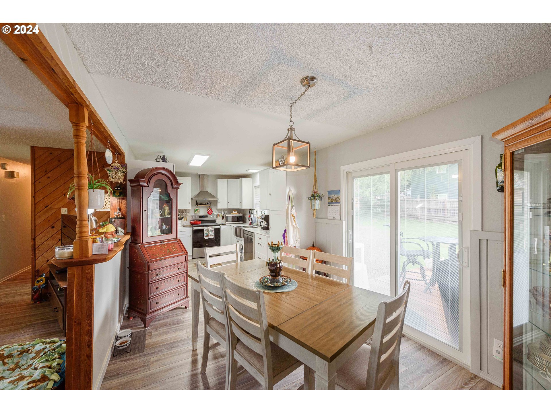 806 Pioneer Road Brookings, OR 97415 - Photo 7 of 42 Gallery Image 7