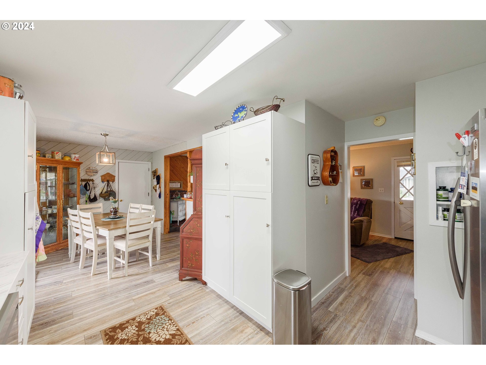 806 Pioneer Road Brookings, OR 97415 - Photo 8 of 42 Gallery Image 8