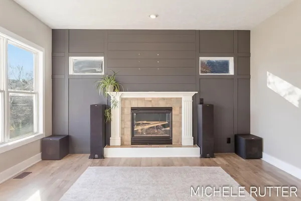 $515,000 | 1399 Woodfield Drive, Zeeland, MI 49464