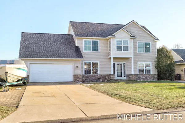 $515,000 | 1399 Woodfield Drive, Zeeland, MI 49464