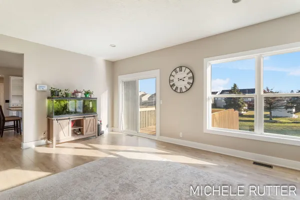 $515,000 | 1399 Woodfield Drive, Zeeland, MI 49464