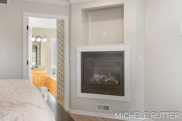 $515,000 | 1399 Woodfield Drive, Zeeland, MI 49464