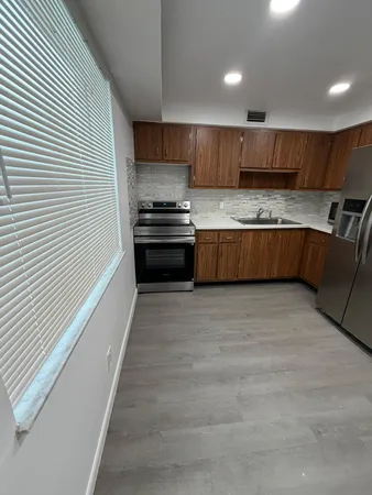 $1,900 | 23 Southeast 12th Street, Unit 103, Dania Beach, FL 33004