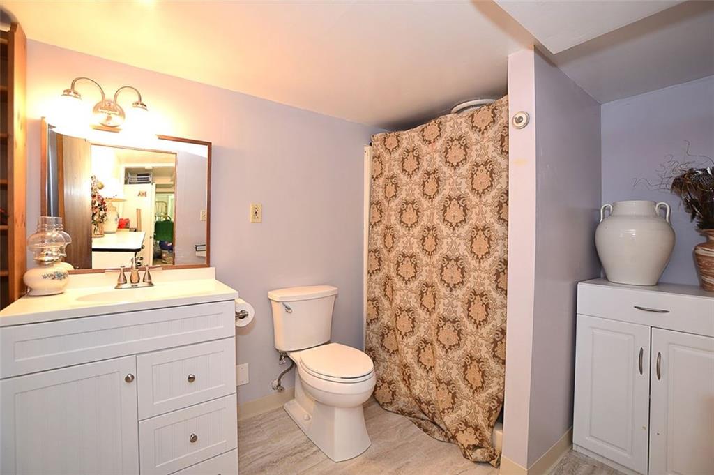 166 Warrendale Bakerstown Road Mars, PA 16046 - Photo 15 of 17