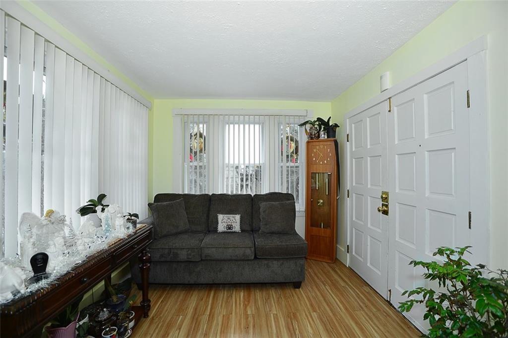 166 Warrendale Bakerstown Road Mars, PA 16046 - Photo 7 of 17